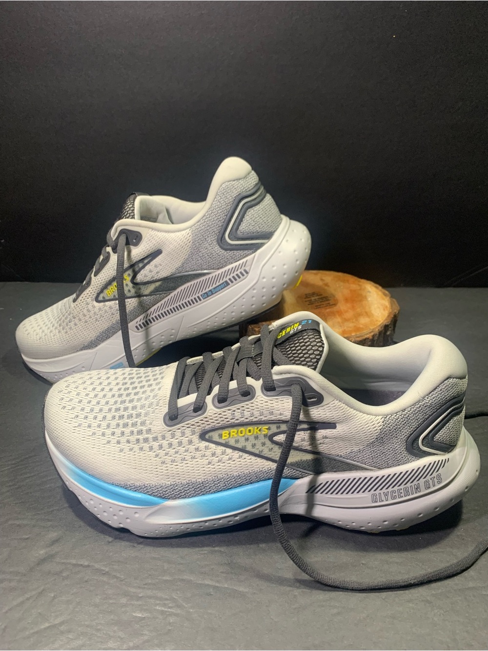 Brooks Glycerin 21 Gray Blue Sneakers Size Women’s -9.5 ( D-Wide ) or Men’s 8